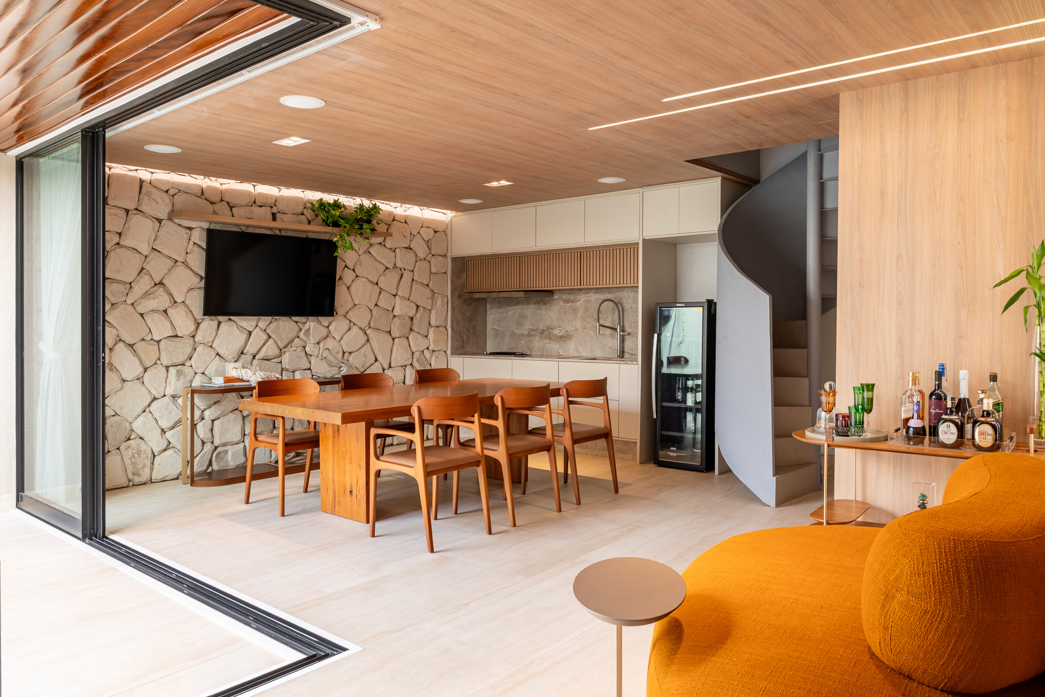 Casa Urban — interior integrado por Grace Dantas